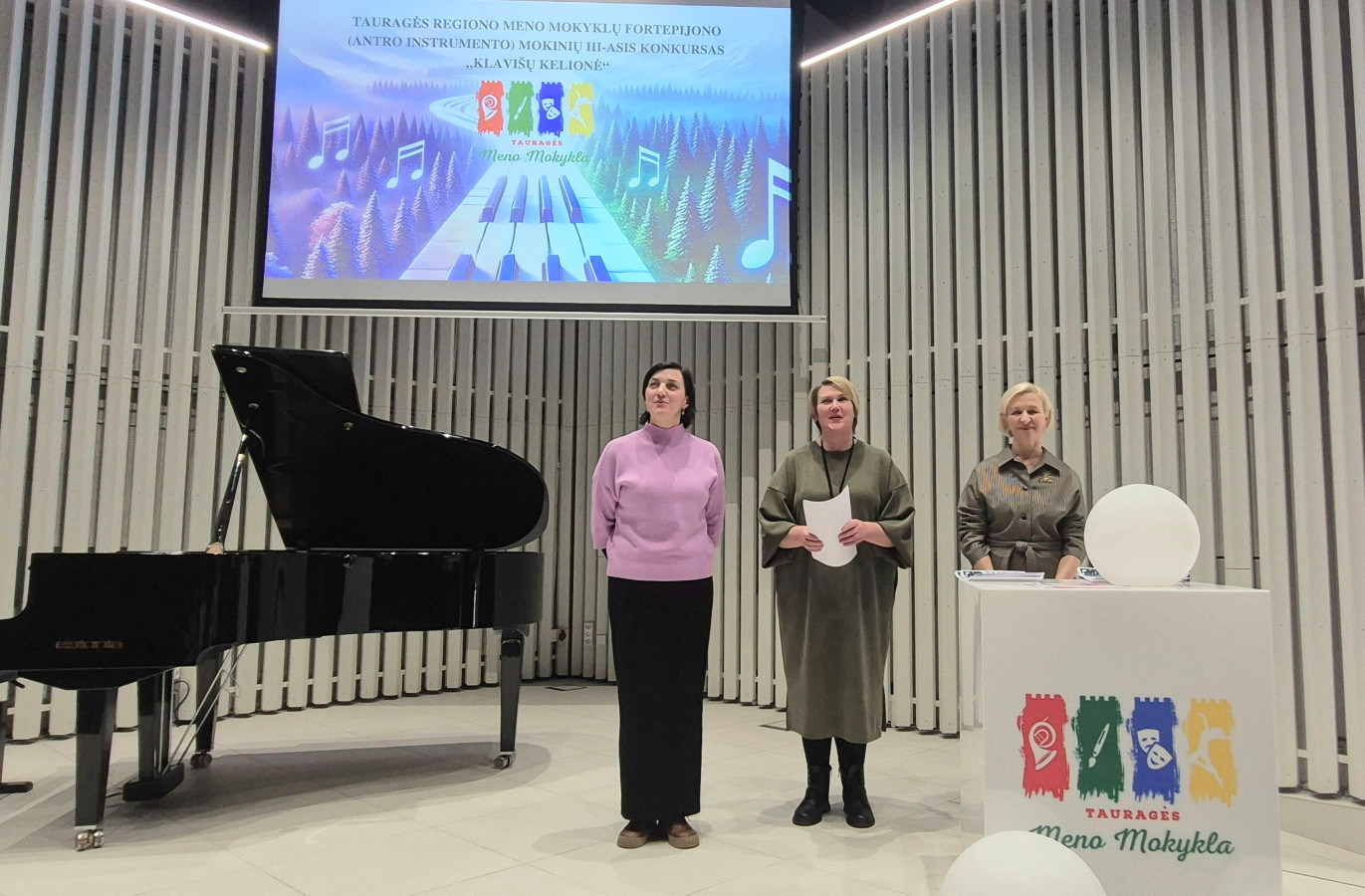 Tauragės meno mokykloje nuaidėjo praminga ir įkvepianti kelionė per fortepijono klavišus 2