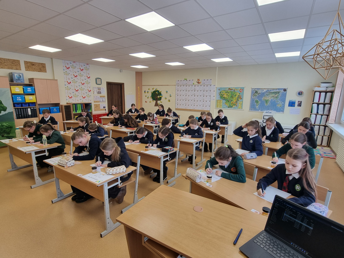 „Minčių sparnai“ pakvietė trečiokus į kūrybos skrydį 4